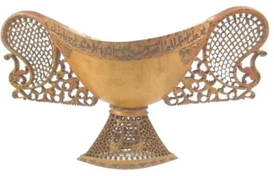 Ayaklı Kâse (keşkül), XIX. YY. (Victoria Ve Albert Müzesi)