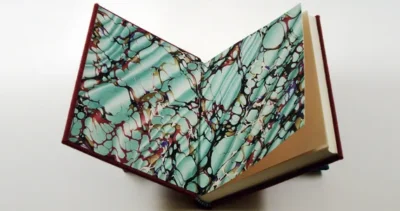 Ebru Desenli Kitap