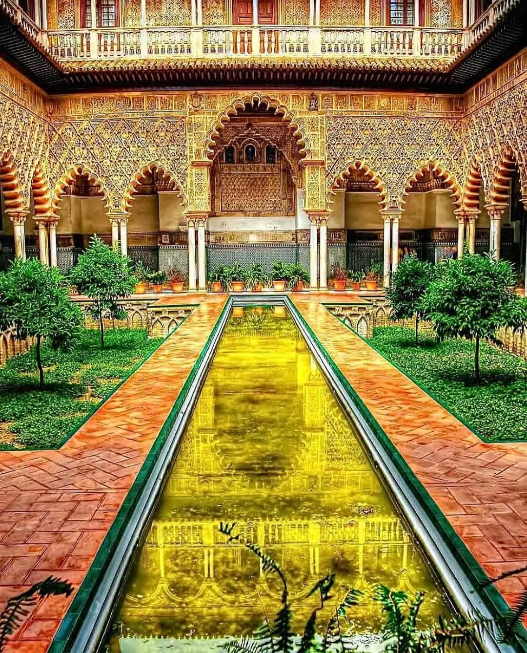 El Hamra Sarayı Bah&ccedil;e Peyzajı-2 - Granada İspanya XIII. YY. (Esra &Ouml;zdil Durmuş)