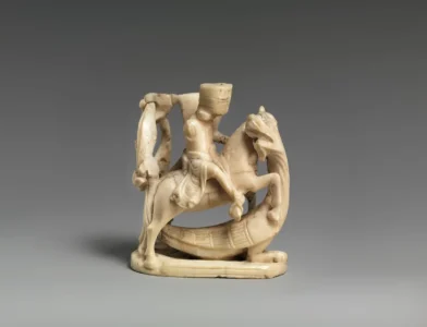 Fildişi At Satranç Taşı - İngiltere M.1250 (metmuseum)