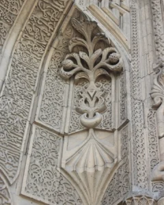 İnce Minareli Medrese Taç Kapısı Mimarisi - Konya XIII. YY. (Esra Özdil Durmuş)