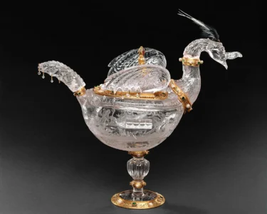 Kaya Kristali, Zümrüt, Sümbül, İnci, Cam, Altın Ve Emayeden Süs Kuşu - Milano M.1590 (Viyana Sanat Tarihi Müzesi)