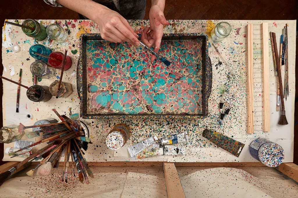 Lucy McGrath'in Ebru Teknesi