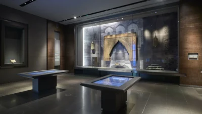 Saadi Fas'tan Ahşap Bir Kemer (Katar Müzesi)