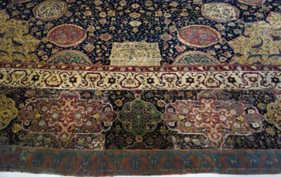 Safevi Hanedanlığı Yün Madalyon Ardabil Halısı -5 - Maksud Kaşani İran M.1539 (Victoria Ve Albert Müzesi)