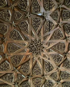 Tiflisli İbrahim Oğlu Ahmed Tarafından Yapılan Kündekari Minber-1 - Sivas Divriği Ulu Camii M.1240 (Esra Özdil Durmuş)